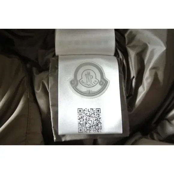 NEW, Moncler Brou coat in Taupe Grey Size 5 #DC513